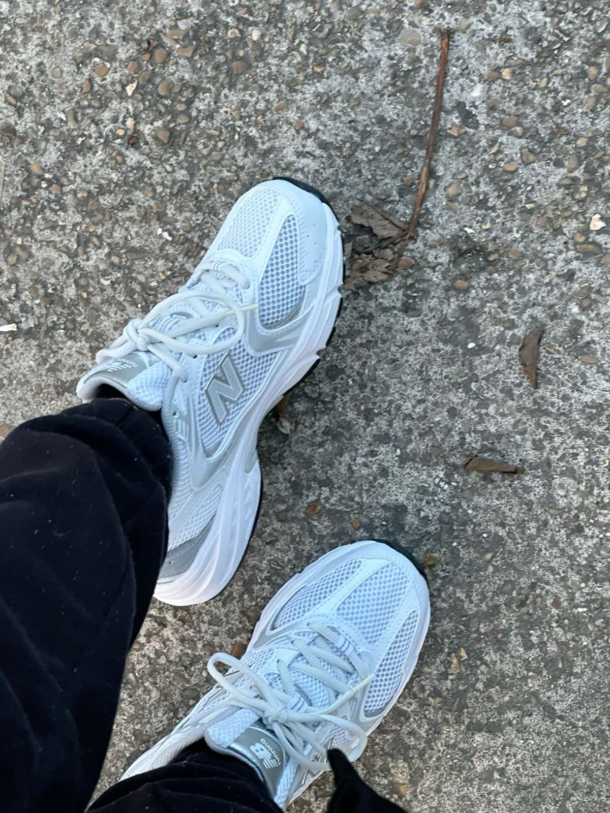 New Balance 530, White & Hot Pink